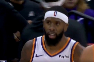 20分算个X啊！罗伊斯-奥尼尔连中两记三分 太阳追到仅差1分！