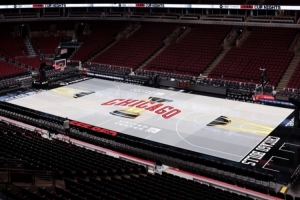 公牛队NBA杯地板亮相！这色调看起来相当赞！